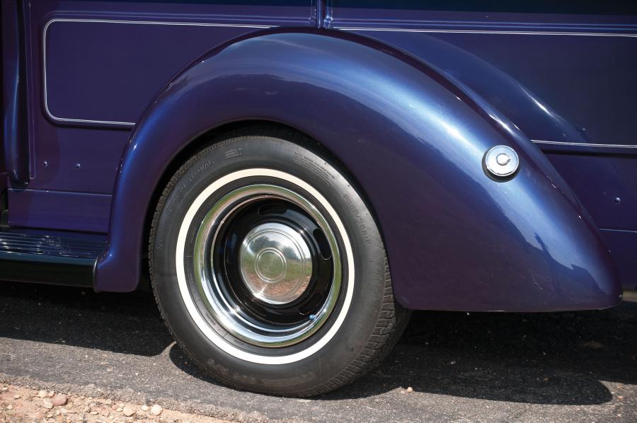  Ford Flareside Custom Pickup Truck 1941 года  (фото 14 из 20)